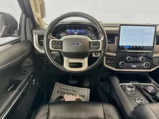 Ford Expedition MAX 2022 4x4 XLT 4dr SUV
