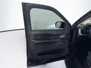 Ford Expedition MAX 2022 4x4 XLT 4dr SUV