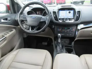 Ford Escape 2017 Titanium 4p SUV