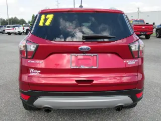 Ford Escape 2017 Titanium 4p SUV