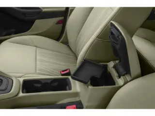 Ford Focus 2018 SEL 4dr Sedán