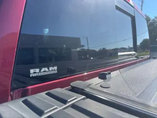 Ram 1500 2020 4x4 Limited 4 puertas Crew Cab 5.6 pies SB Pickup