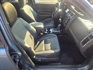 Ford Escape 2011 AWD Limited 4dr SUV
