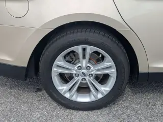 Ford Taurus 2017 SEL 4p Sedan