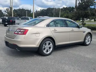 Ford Taurus 2017 SEL 4p Sedan