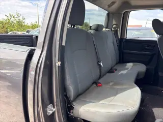 Ram 1500 2018 4x2 Tradesman 4p Cubica Quad Cab 6.3 ft. CA Pickup