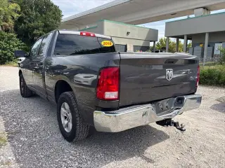 Ram 1500 2018 4x2 Tradesman 4p Cubica Quad Cab 6.3 ft. CA Pickup