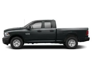 Ram 1500 Clásico 2019 4x4 Express 4dr Quad Cab 6.3 ft. SB Camioneta