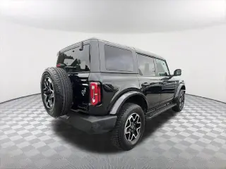 Ford Bronco 2024 4x4 Outer Banks 4dr SUV