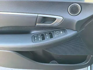 Hyundai SONATA 2026 AWD SEL Sport 4dr Sedán