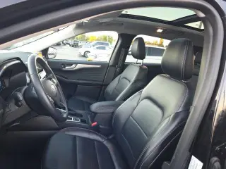 Ford Escape 2023 AWD Platinum 4dr SUV