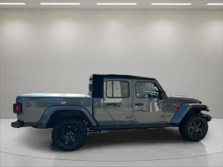 Jeep Gladiator 2022 4x4 Mojave 4p. Cabina de tripulación 5.0 ft. SB