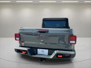 Jeep Gladiator 2022 4x4 Mojave 4p. Cabina de tripulación 5.0 ft. SB
