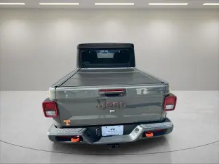 Jeep Gladiator 2022 4x4 Mojave 4p. Cabina de tripulación 5.0 ft. SB