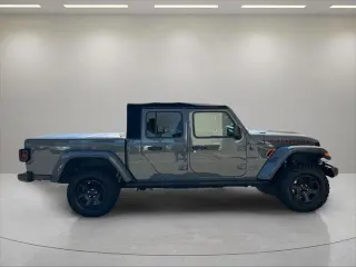 Jeep Gladiator 2022 4x4 Mojave 4p. Cabina de tripulación 5.0 ft. SB