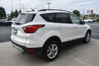 Ford Escape 2019 SEL 4dr SUV