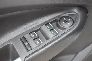 Ford Escape 2019 SEL 4dr SUV