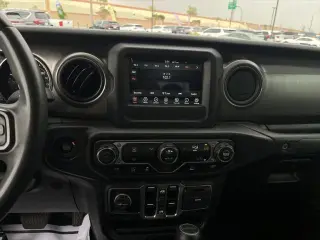 Jeep Gladiator 2023 4x4 Sport 4p. Cabina Crew 5.0 ft. SB