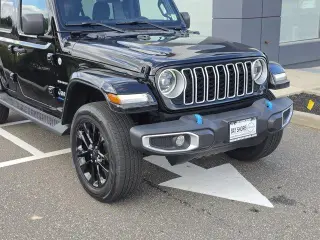 Jeep Wrangler 2024 4x4 Sahara 4xe 4dr SUV