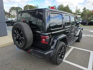 Jeep Wrangler 2024 4x4 Sahara 4xe 4dr SUV