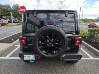 Jeep Wrangler 2024 4x4 Sahara 4xe 4dr SUV
