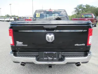 Ram 1500 2021 4x4 Big Horn 4dr Quad Cab 6.4 ft. SB Pickup