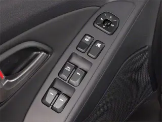 Hyundai TUCSON 2010 GLS 4p SUV 6A