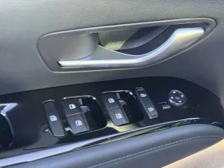 Hyundai TUCSON Híbrido enchufe 2023 AWD Limited 4p SUV