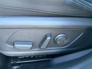Hyundai TUCSON Híbrido enchufe 2023 AWD Limited 4p SUV