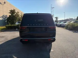 Jeep Wagoneer L 2024 4x4 Series II SUV de 4 puertas