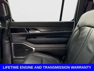 Jeep Wagoneer L 2024 4x4 Serie II 4p SUV