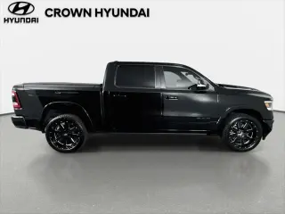 Ram 1500 2021 4x4 Laramie 4p Camioneta de cabina doble 5.6 ft. LB Camion