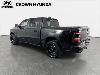 Ram 1500 2021 4x4 Laramie 4p Camioneta de cabina doble 5.6 ft. LB Camion