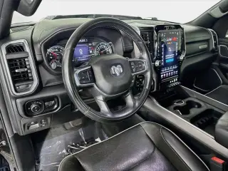 Ram 1500 2021 4x4 Laramie 4p Camioneta de cabina doble 5.6 ft. LB Camion