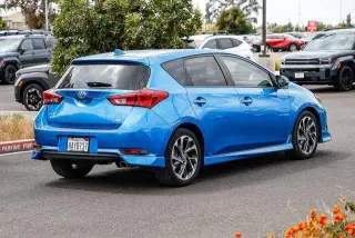Toyota Corolla iM 2018 4dr Hatchback CVT