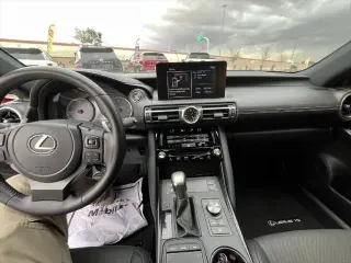 Lexus IS 300 2021 4dr Sedán