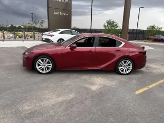 Lexus IS 300 2021 4dr Sedán