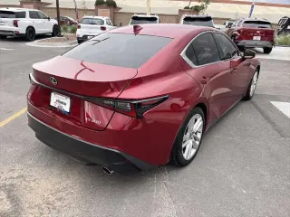 Lexus IS 300 2021 4dr Sedán