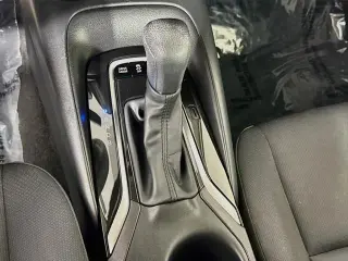 Toyota Corolla Hybrid 2024 LE 4p Sedana