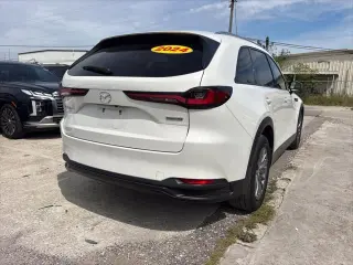 Mazda CX-90 2024 tracción en todas las ruedas 3.3 Turbo Preferred Plus SUV 4p