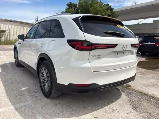 Mazda CX-90 2024 tracción en todas las ruedas 3.3 Turbo Preferred Plus SUV 4p