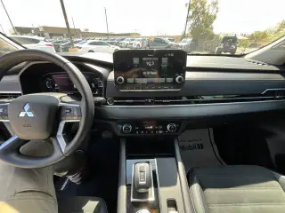 Mitsubishi Outlander 2024 AWD SE 4p SUV