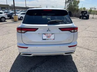 Mitsubishi Outlander 2024 AWD SE 4p SUV