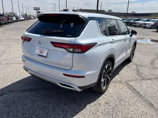 Mitsubishi Outlander 2024 AWD SE 4p SUV