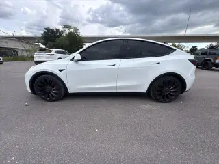 Tesla Modelo Y 2022 AWD Performance 4p Crossover