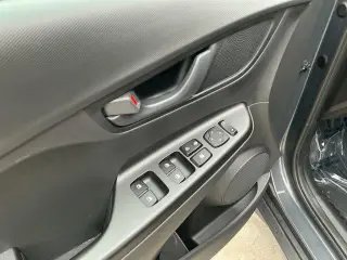 Hyundai KONA 2023 AWD SEL 4p Crossover