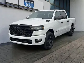 Ram 1500 2025 4x4 Tradesman 4p Camioneta de tripulación 5.6 ft. SB