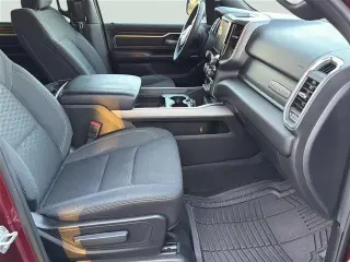 Ram 1500 2025 4x4 Big Horn 4p. Cabina Extendida 5.6 pies Súper Camioneta