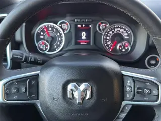 Ram 1500 2025 4x4 Big Horn 4p. Cabina Extendida 5.6 pies Súper Camioneta