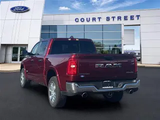 Ram 1500 2025 4x4 Big Horn 4p. Cabina Extendida 5.6 pies Súper Camioneta